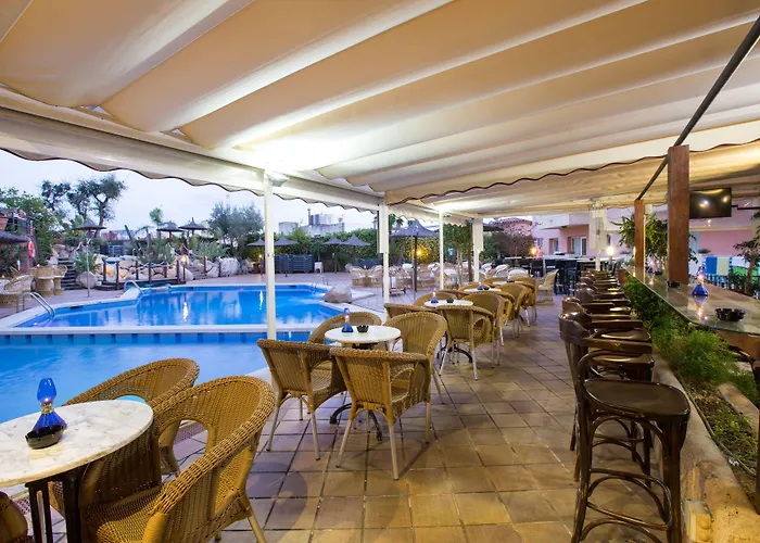 Alba Seleqtta Szálloda Lloret de Mar