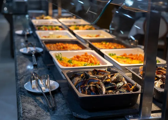 Отель Alba Seleqtta 4*