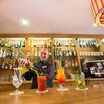 Hotel Alba Seleqtta