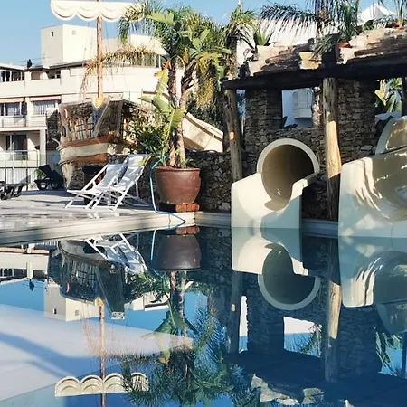 Hotel Alba Seleqtta