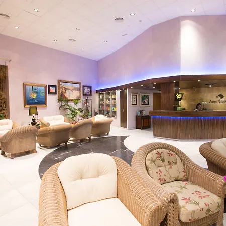Hotel Alba Seleqtta 4*