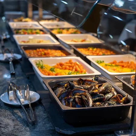 Hotel Alba Seleqtta 4*