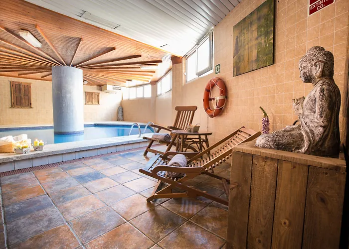 Hotel Alba Seleqtta 4*