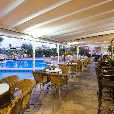 Alba Seleqtta ホテル リョレート・デ・マル