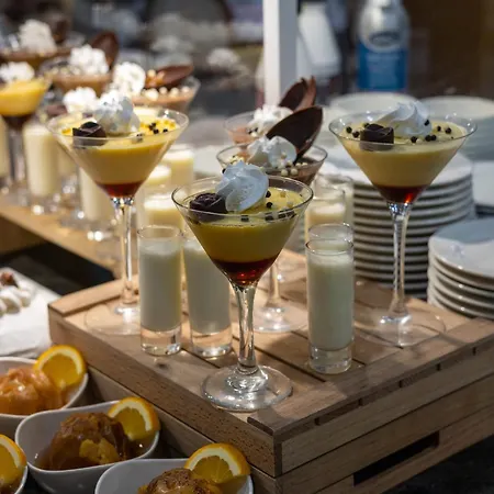 Alba Seleqtta Hotell