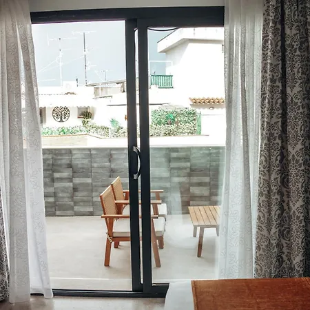 Alba Seleqtta Hotell