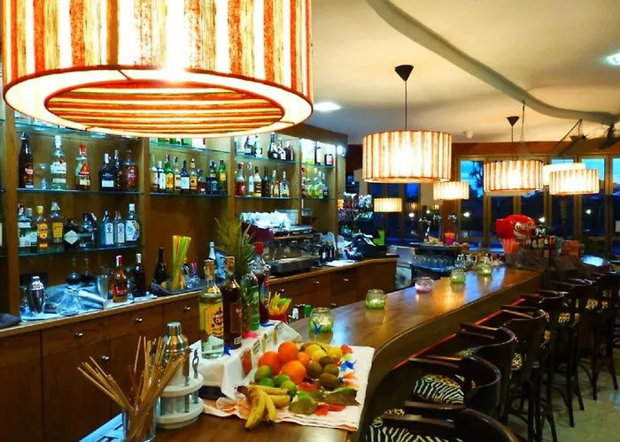 Alba Seleqtta Hotell 4*