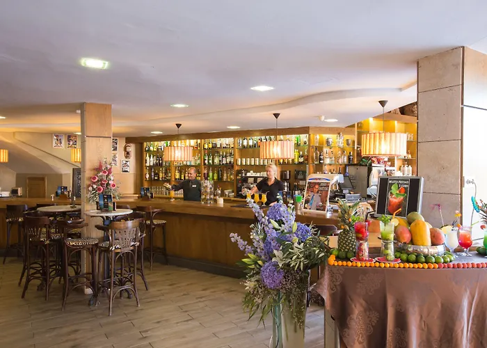 Hotell Alba Seleqtta